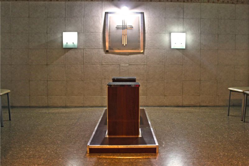 Salón A en planta baja con espacios confortables