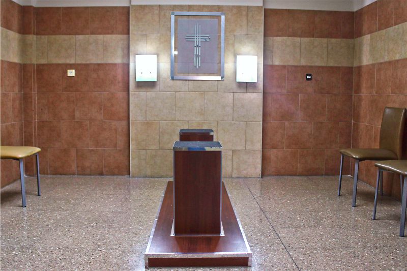 Sala de homenaje Salón C con office para servicios